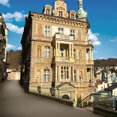 Appartement Sunny - In Zone With Private Garage Karlsbad