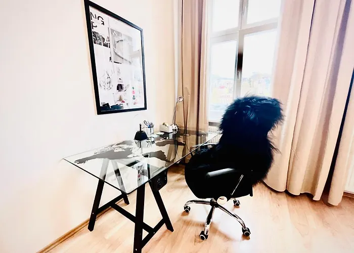 Appartement Sunny - In Zone With Private Garage *